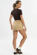 Shorts Dália Marfim Acetinado - Imagem 6