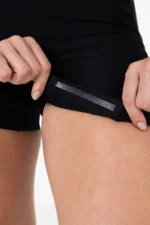 Shorts Jasmim Preto Glow - Imagem 2