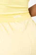 Shorts Flor Amarelo Manteiga - Imagem 5